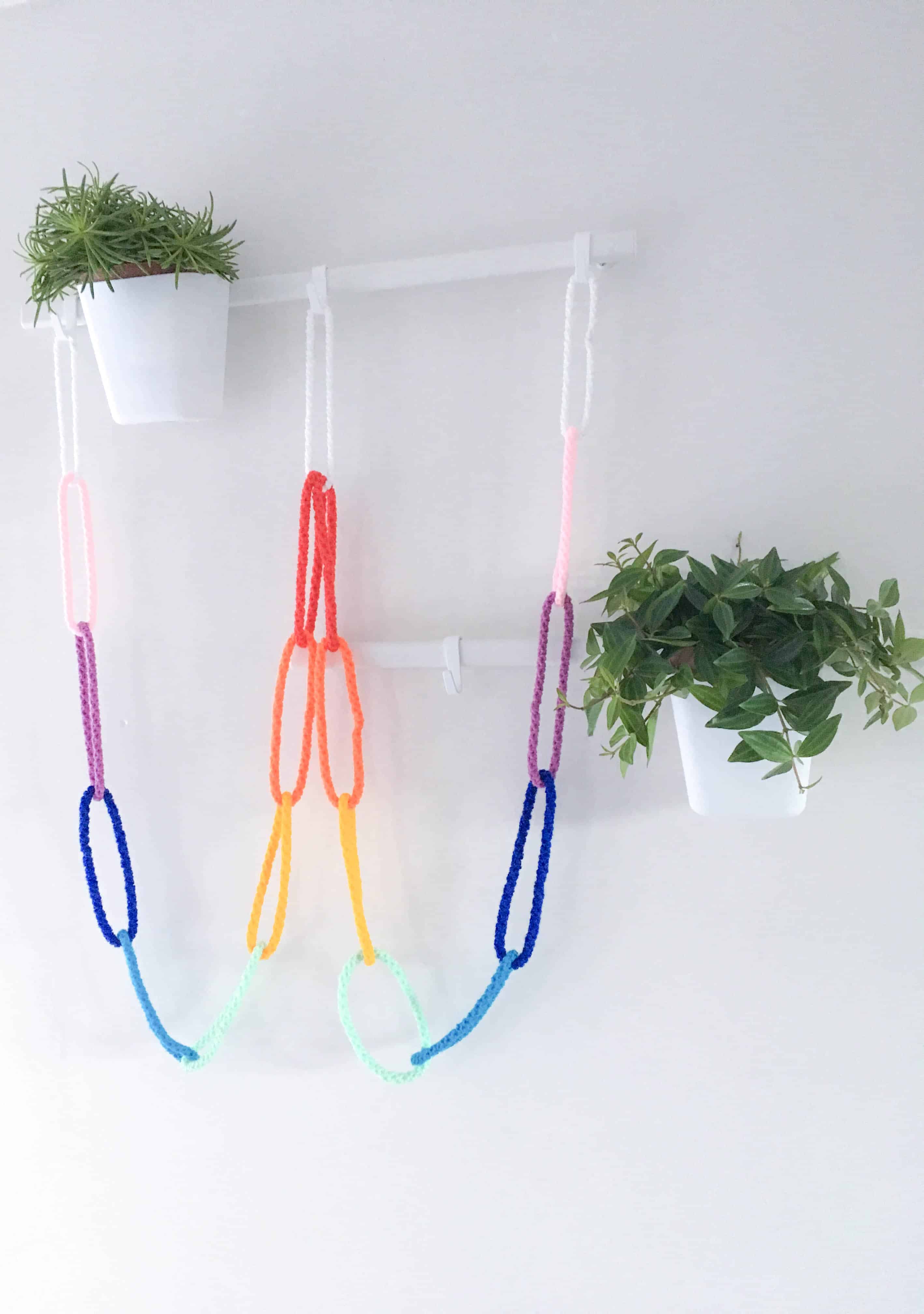 crochet rainbow chain free tutorial plants