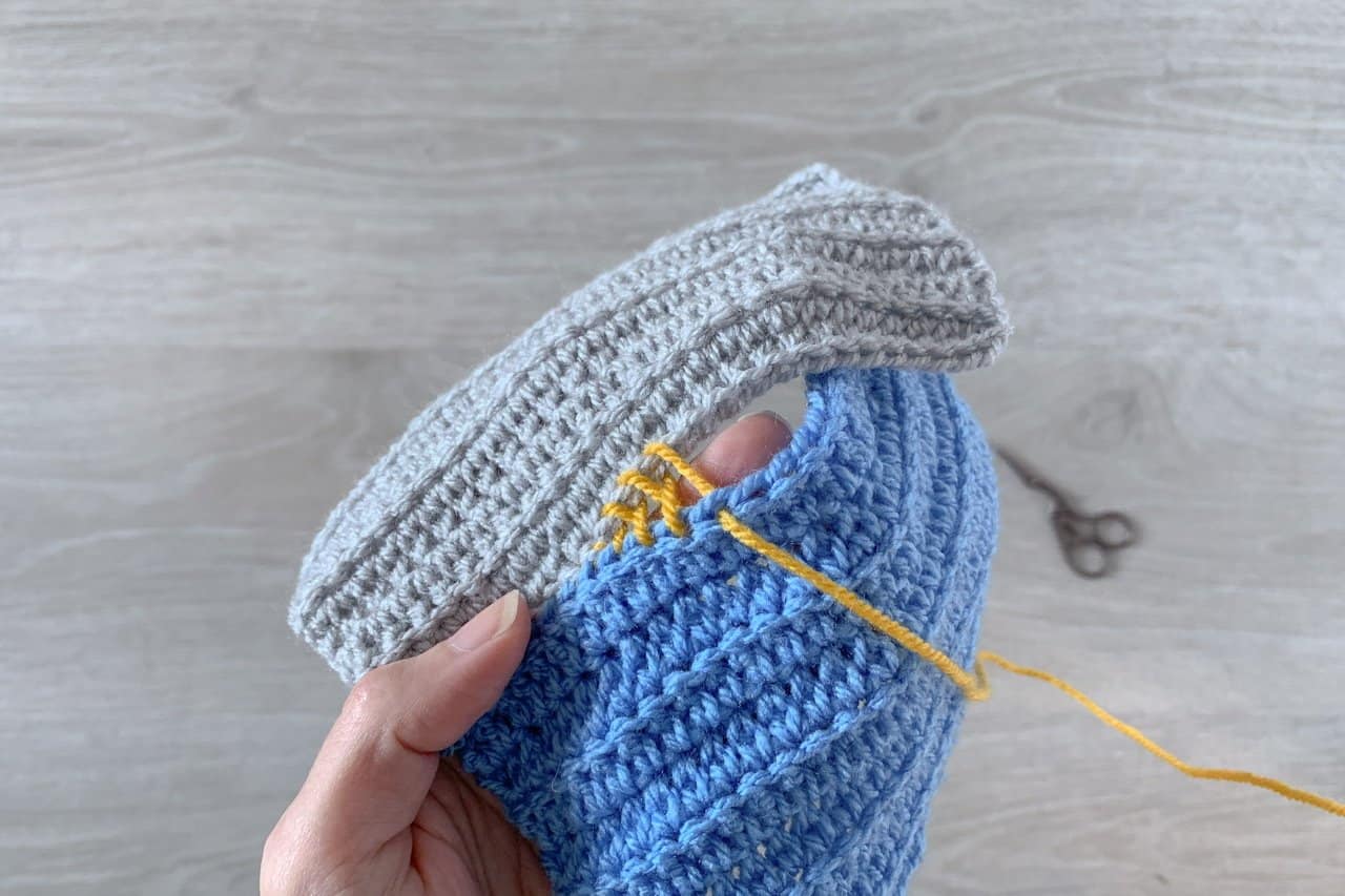 How to seam crochet panels using mattress stitch - Dora Does