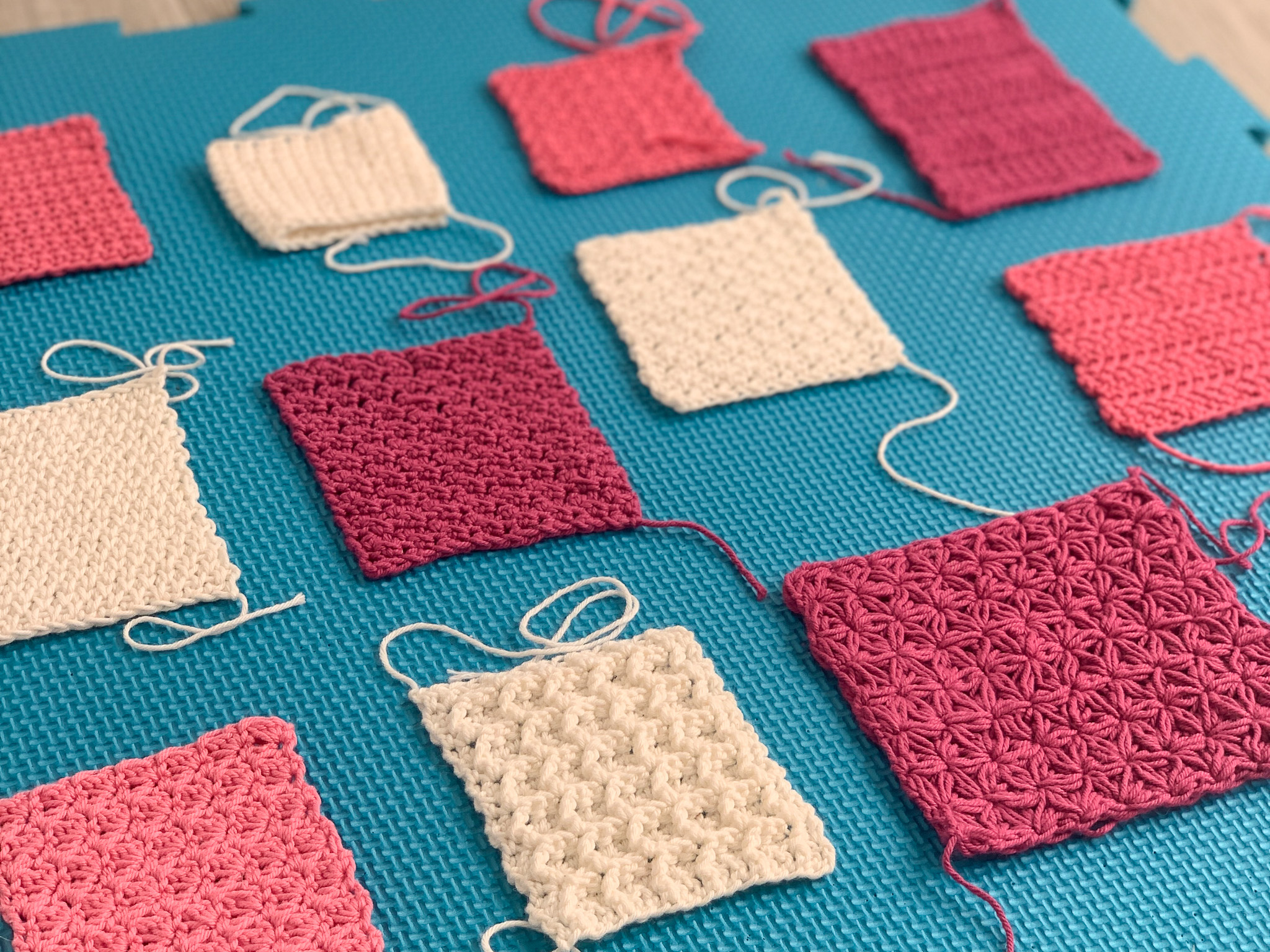 10 opaque crochet stitches 'without all the holes' - Dora Does