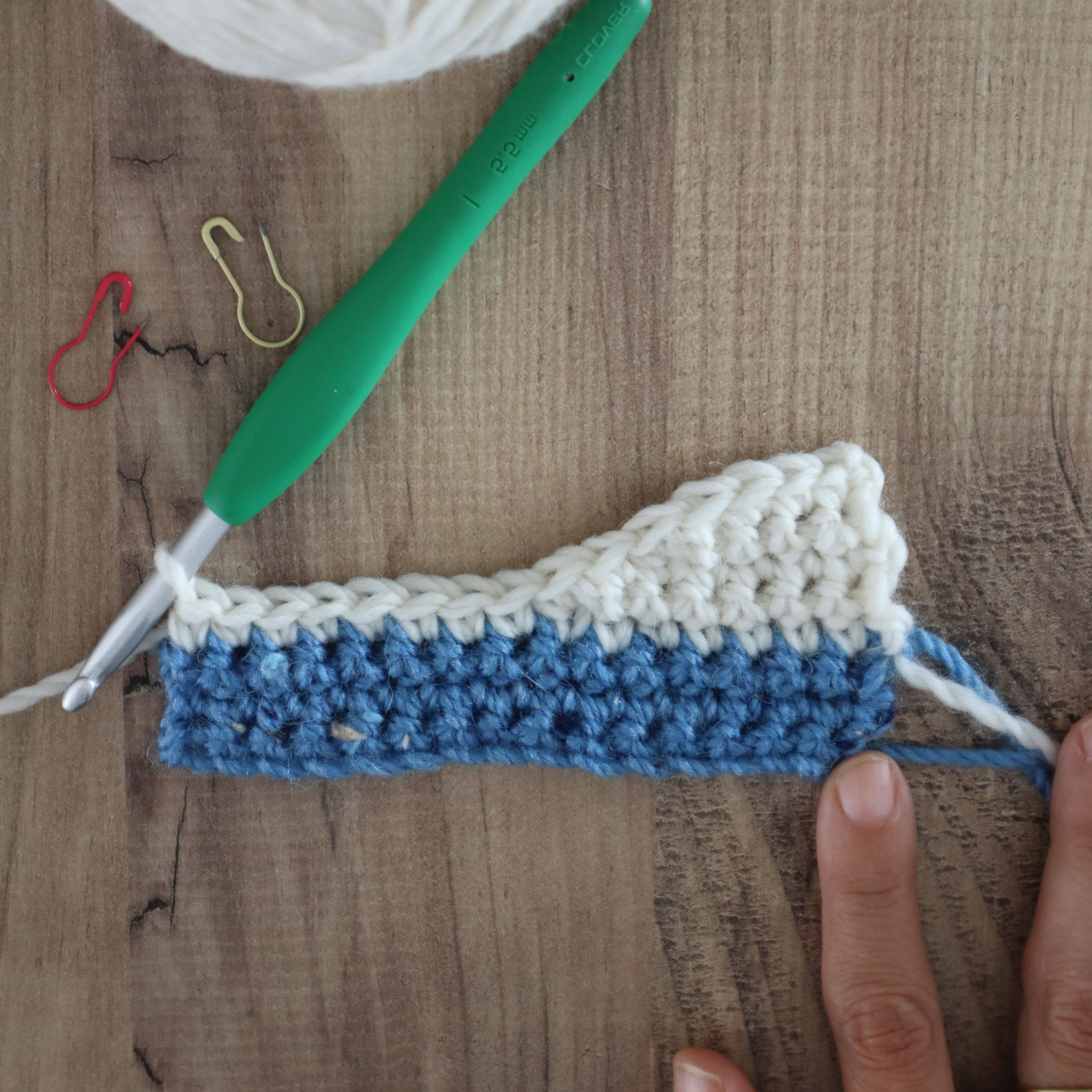 Crochet Short Rows: Photo Tutorial - Dora Does