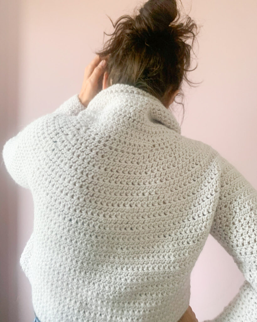 A view of the back neck of the any yarn will do sweater with the short rows included to fill in the back neck drop in the sweater.